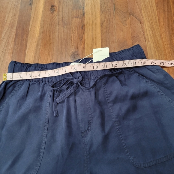 Active USA Pull On Pant Straight Leg Drawstring Waist 100% Tencel Size Large - Picture 3 of 10